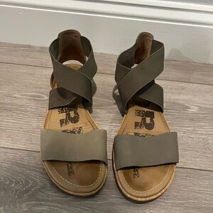 Sorel Olive Green Sandals